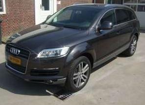 Audi Q7 Quattro, 05/2011 бензин